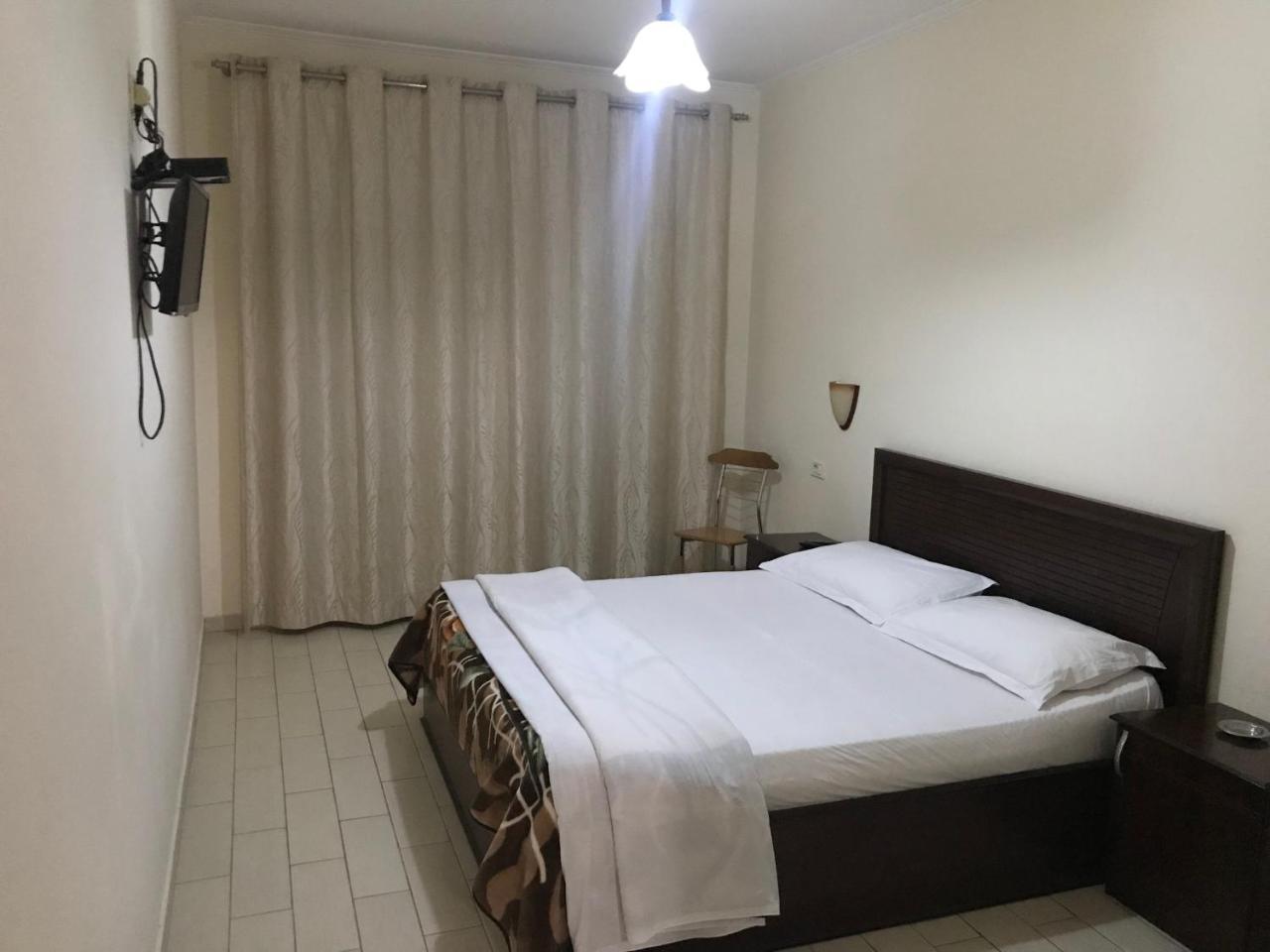 פוגרדץ Hotel Belvedere מראה חיצוני תמונה