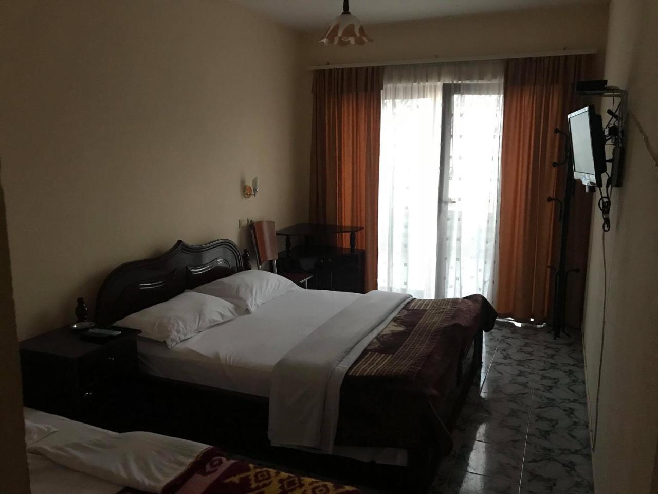 פוגרדץ Hotel Belvedere מראה חיצוני תמונה