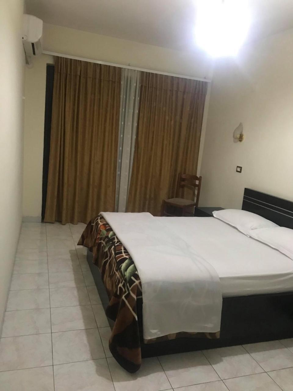 פוגרדץ Hotel Belvedere מראה חיצוני תמונה